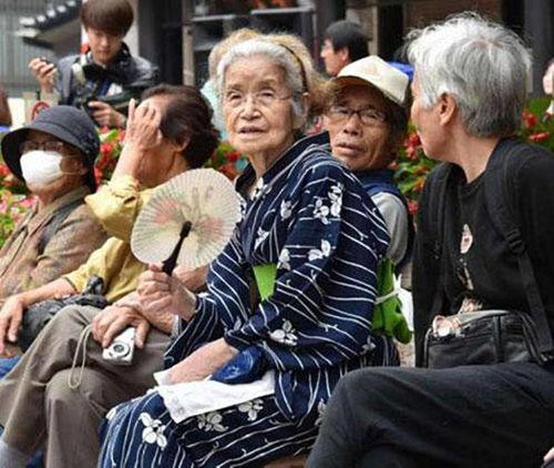 日本 社会剧,折射时代变迁与人性冲突的舞台画卷