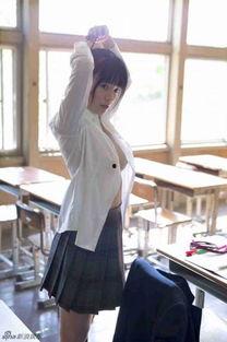 日本女星当众脱内衣裤,日本女星当众脱内衣裤事件引发社会热议