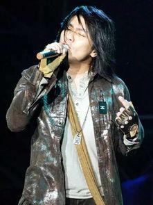 阿杜认真国语,认真唱响华语乐坛的深情之声