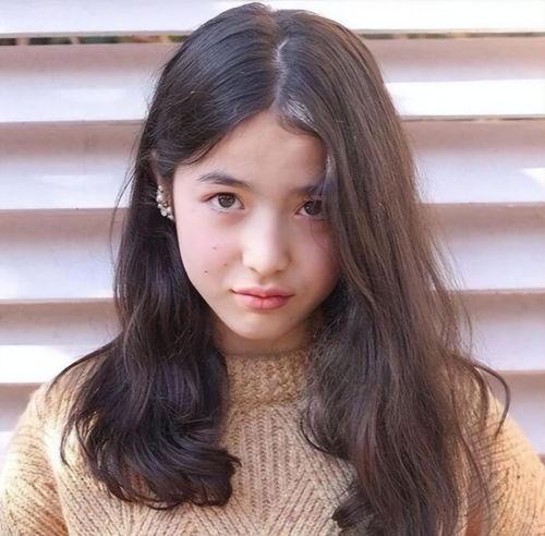 日本浅野直美,日本时尚界的璀璨明星