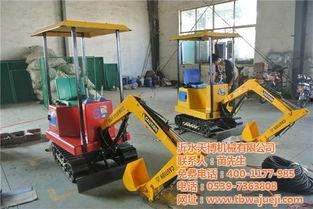 小朋友开挖掘机视频,小玩家操控挖掘机，展现未来工程师风采