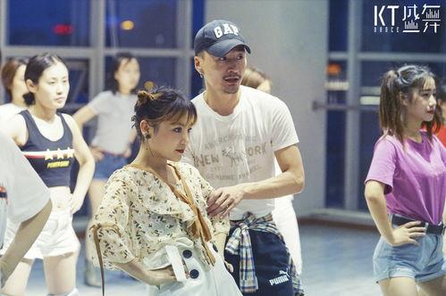 一个人的舞蹈视频,捕捉舞者风采的精彩瞬间