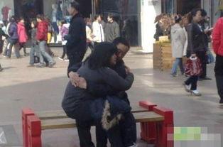 武汉情侣野战图片大全,武汉情侣野战图片事件引发的公共舆论风暴